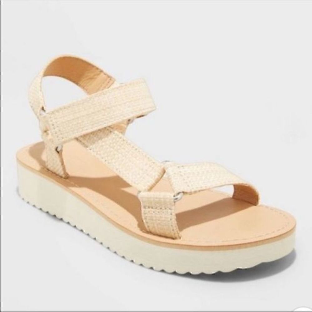 Women’s Angie Strappy Wedge Heel - Universal Thread - Picture 1 of 8